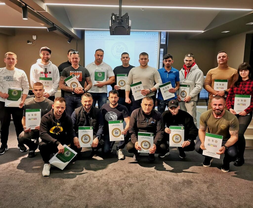15.03.2023 - Primul Seminar pentru Arbitri de Muay Thai susținut de Haidu Sebastian la Satu Mare