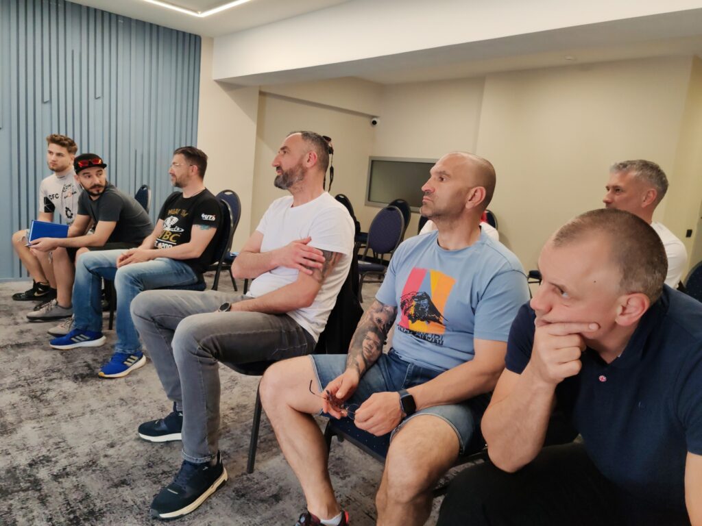 26 Aprilie 2025 - Seminar pentru arbitri de Muay Thai sustinut de Nash Keshwala