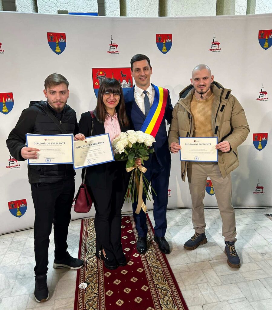 Ionel Bogdan -19.02.2024 - Rusu Antuza și Boer Andrei premiați de Consiliul județean Maramureș