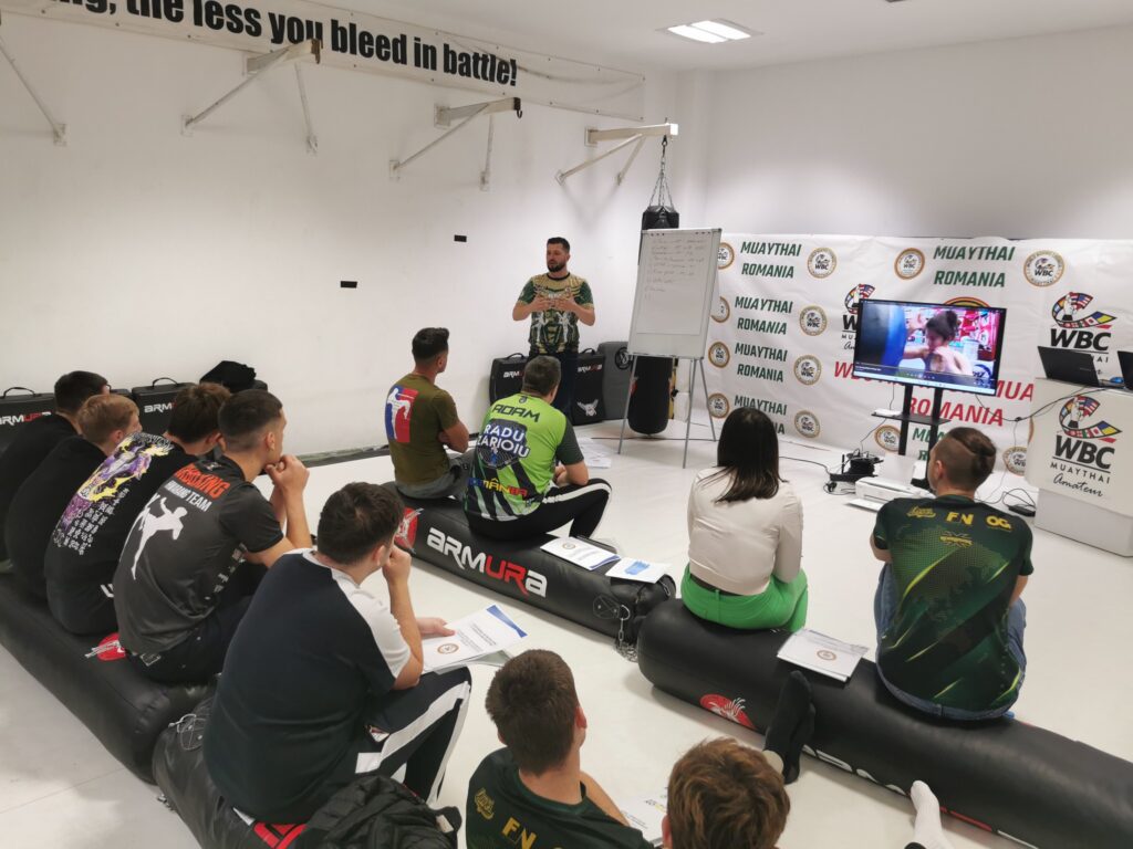 Haidu Sebastian - Seminar pentru Arbitri de Muay Thai